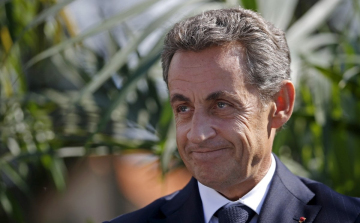 Öt év börtönre ítélte a bíróság Nicolas Sarkozy volt francia elnököt