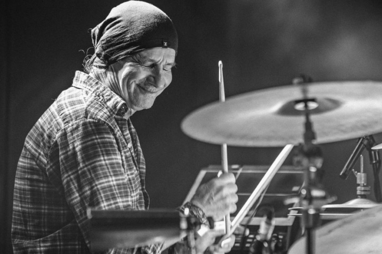 Elhunyt Bräutigam Gábor, a Kispál és a Borz dobosa